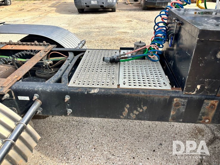 2010-international-prostar-image-42