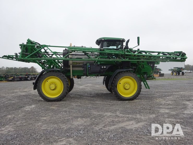 2022-john-deere-410r-image-19