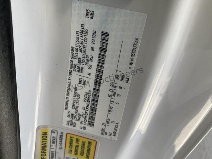 2017-ford-f350-image-15