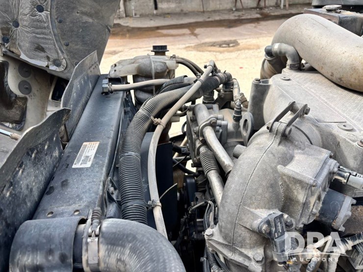 2010-international-prostar-image-61