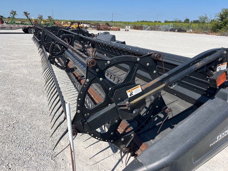 2011-mac-don-fd70-image-2