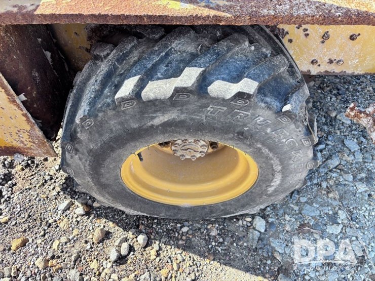 1996-swinger-240-image-31