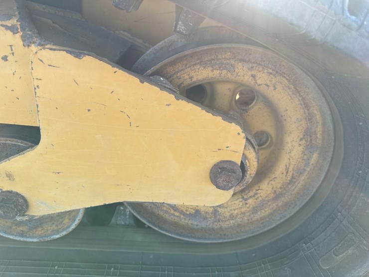 caterpillar-259d3-image-15