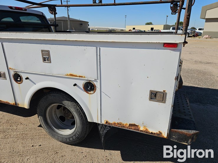 2011-chevrolet-silverado-3500-image-20