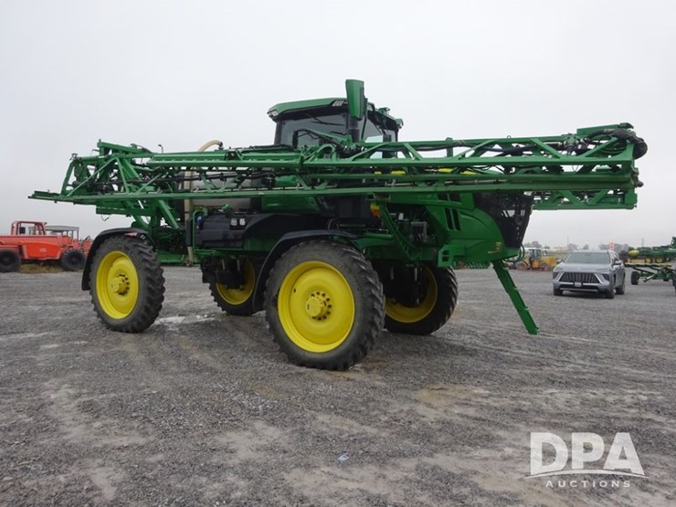 2022-john-deere-410r-image-14
