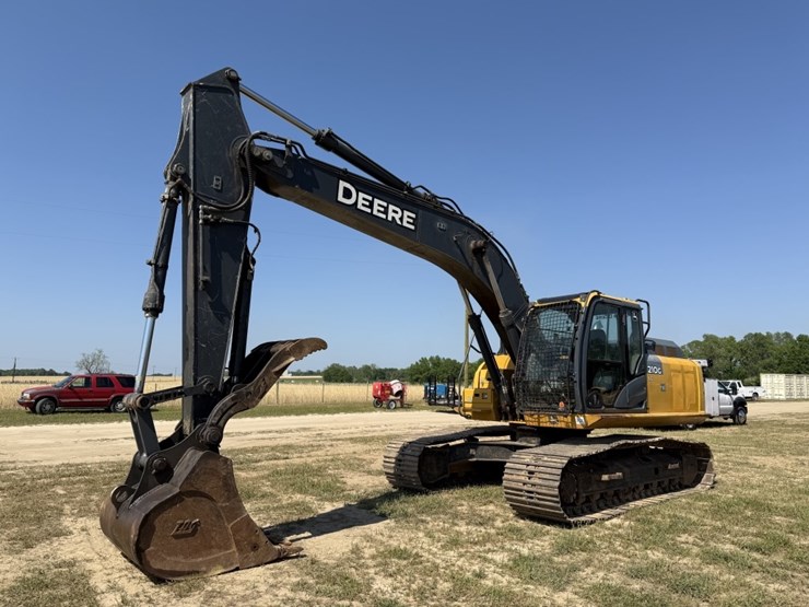 2018-deere-210g-lc-image-2