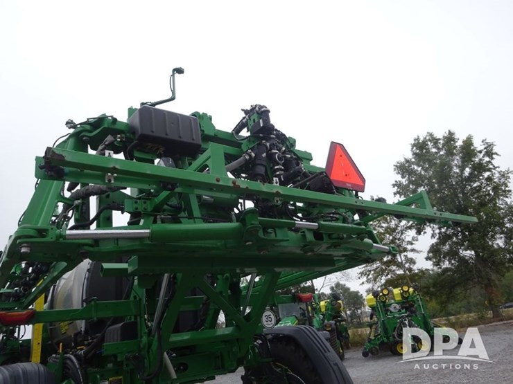 2022-john-deere-410r-image-77