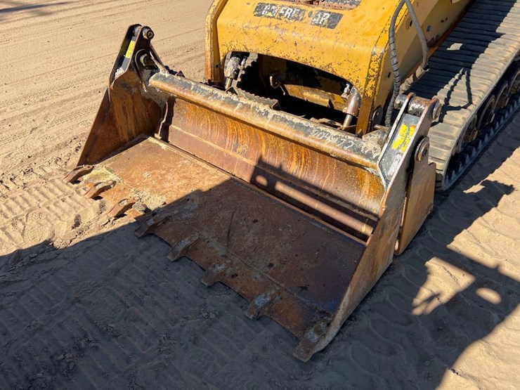 caterpillar-247b3-image-17