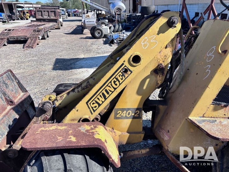 1996-swinger-240-image-15