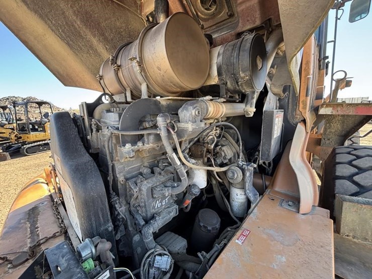 2004-case-721d-image-51