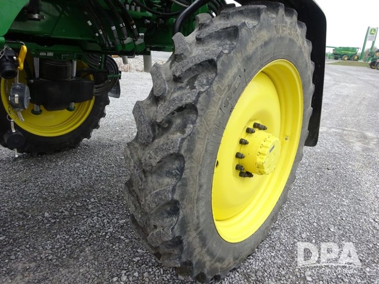 2024-john-deere-412r-image-54