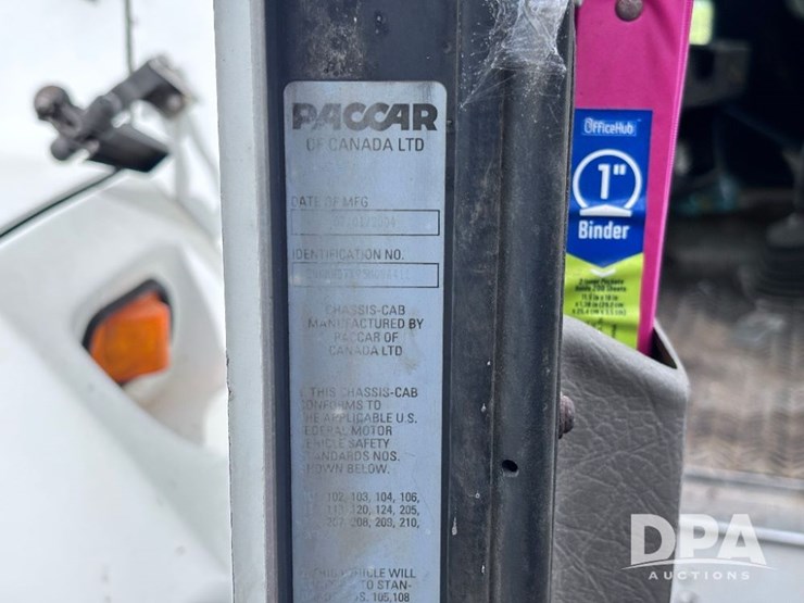 2005-kenworth-t300-image-86