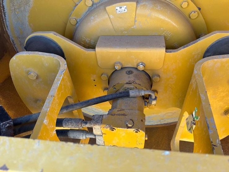 caterpillar-cs54b-image-15