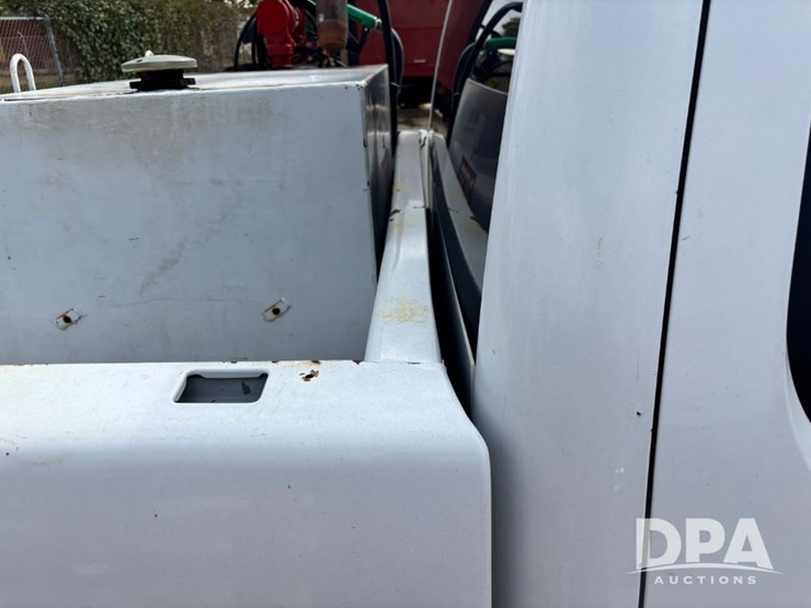 2009-chevrolet-silverado-2500hd-image-40