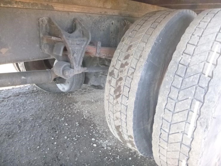 2010-ford-f650-image-19