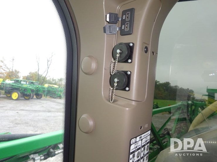 2022-john-deere-410r-image-146