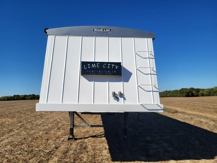 2021-lime-city-equipment-steel-tandem-axle-semi-hopper-trailer---one-owner-image-8