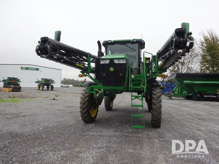 2024-john-deere-412r-image-7