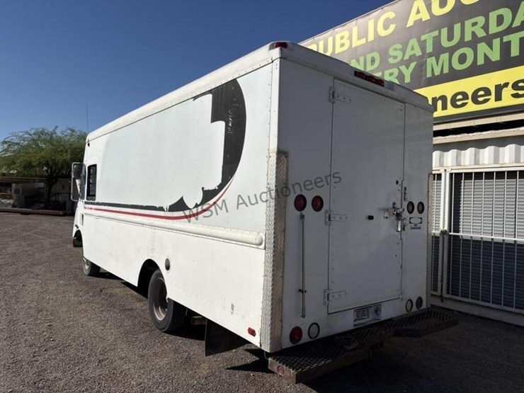 1994-chevrolet-p30-image-9