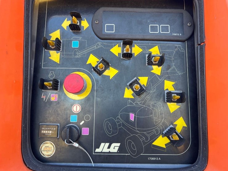 2008-jlg-800aj-image-18