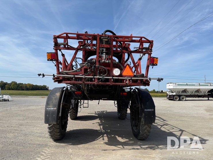 2009-case-ih-patriot-3330-image-4