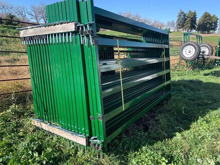 arrow-quip-panels-image-1