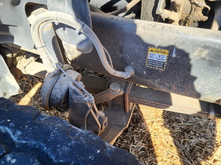 2004-mack-granite-cv713-image-77