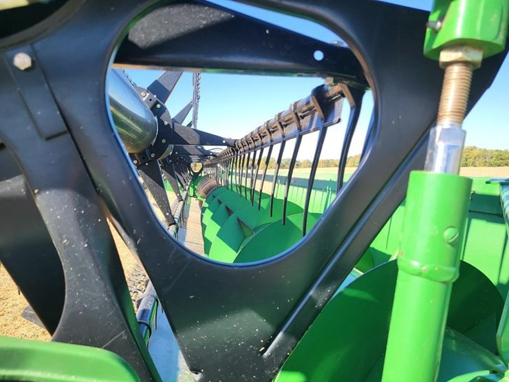 john-deere-630f-image-13