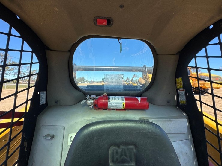 caterpillar-259d-image-29