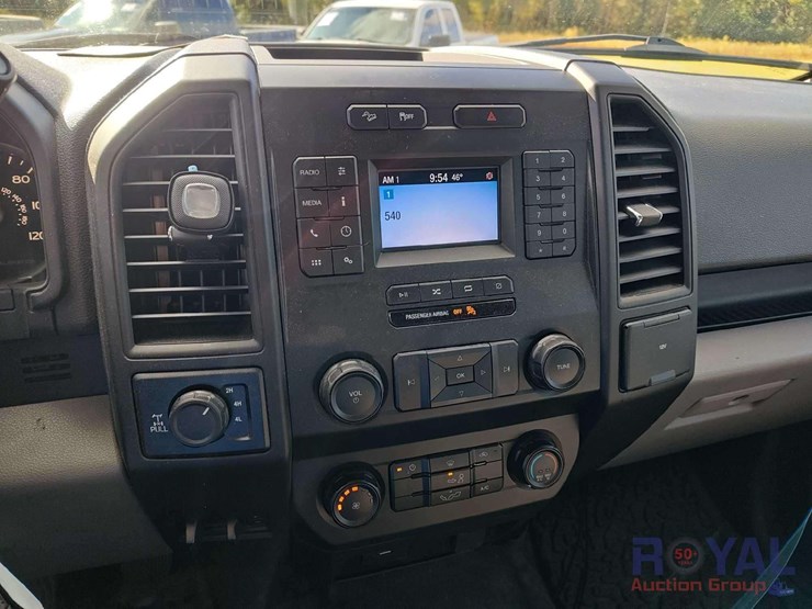 2019-ford-f150-image-40