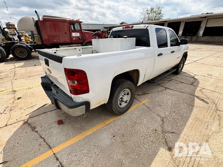 2009-chevrolet-silverado-2500hd-image-7