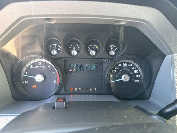 2016-ford-f550-image-19