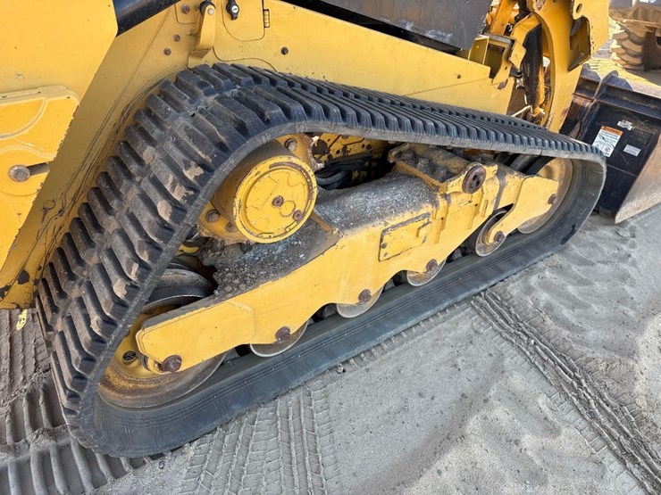 caterpillar-259d3-image-12