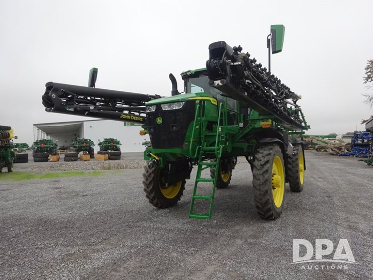 2024-john-deere-412r-image-9