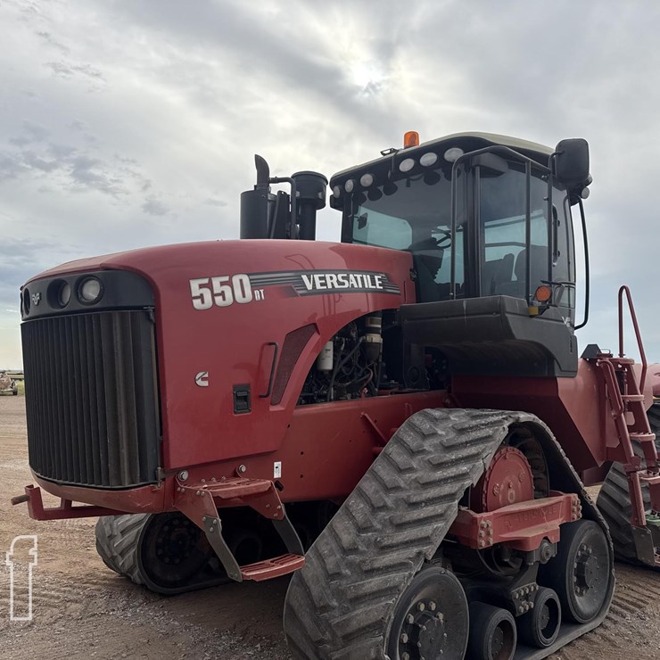 2014 VERSATILE 550DT
