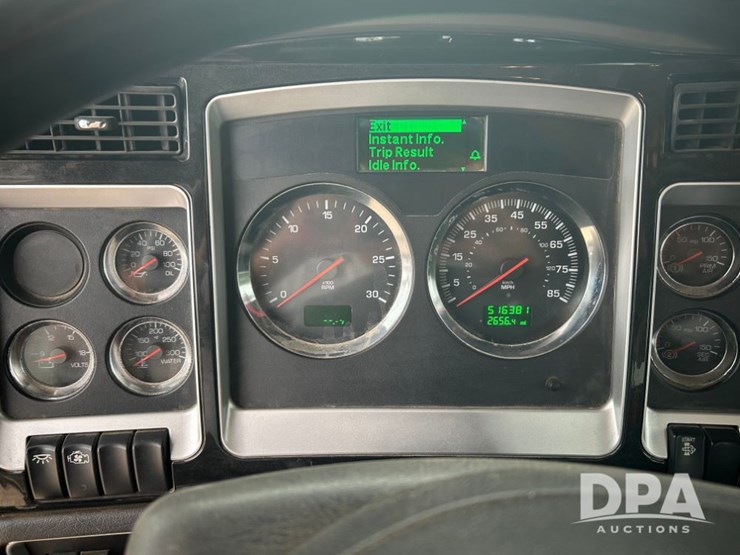 kenworth-t660-image-17