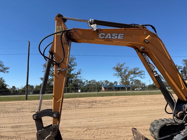 2022-case-cx57c-image-19