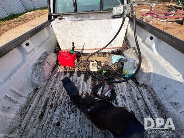 2009-chevrolet-silverado-2500hd-image-32