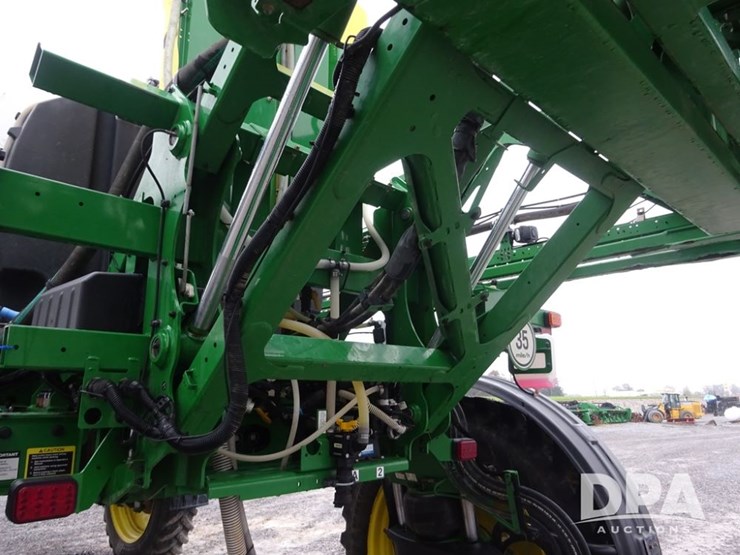 2021-john-deere-r4038-image-80