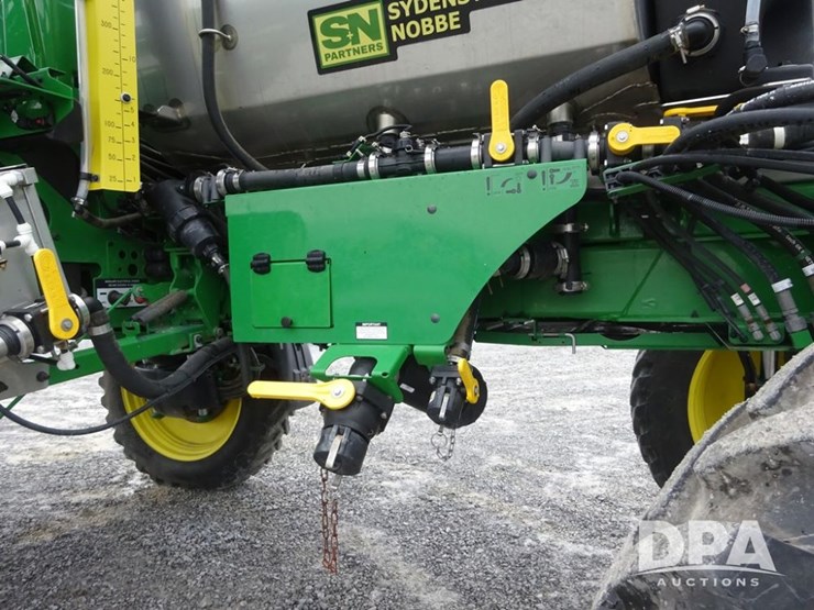 2022-john-deere-410r-image-102