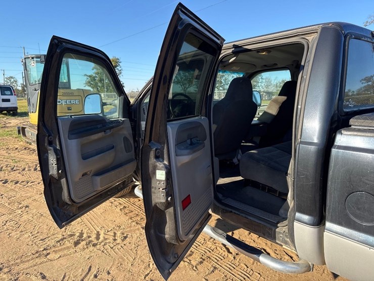 2003-ford-f350-xlt-image-14