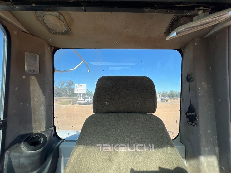 takeuchi-tb285-image-39