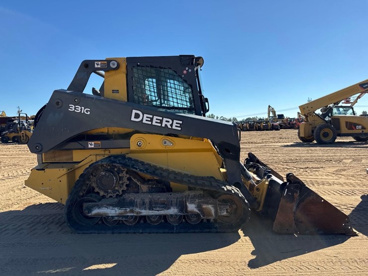 deere-331g-image-5
