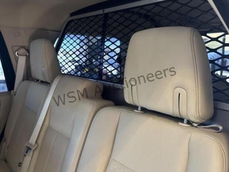 2015-ford-expedition-image-25