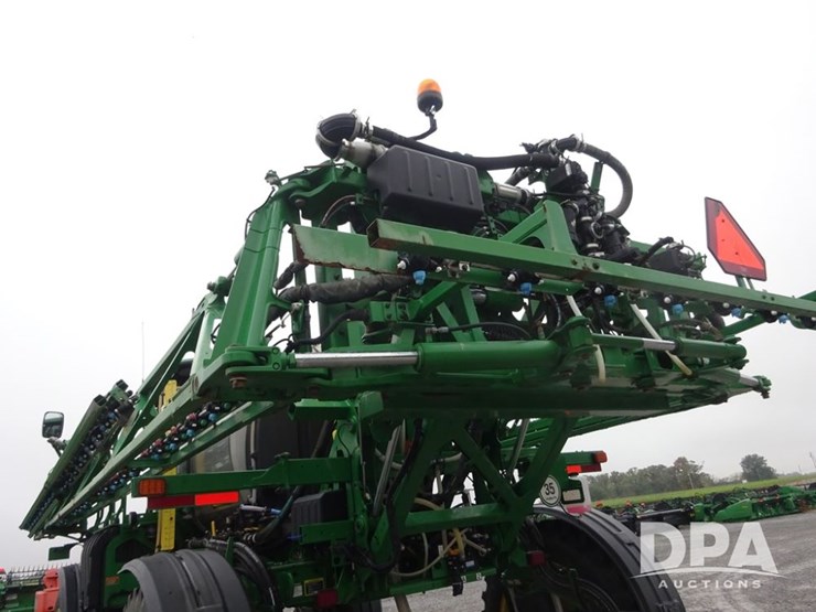2021-john-deere-r4038-image-54