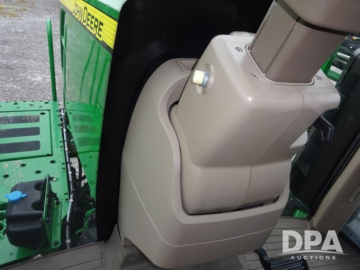 2021-john-deere-r4038-image-116