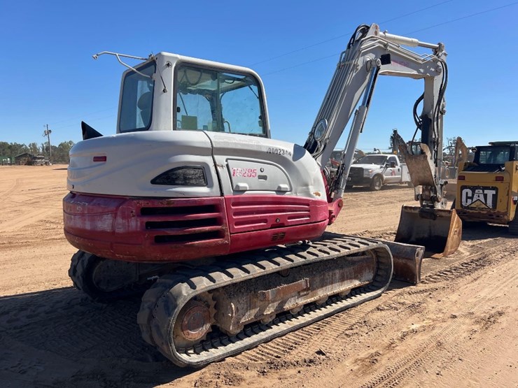 takeuchi-tb285-image-4