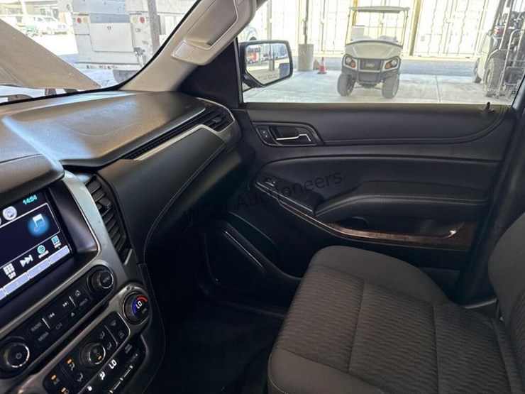 2020-chevrolet-tahoe-image-20