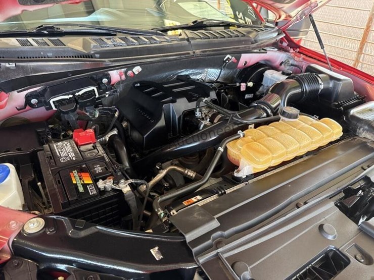 2016-ford-f150-image-11