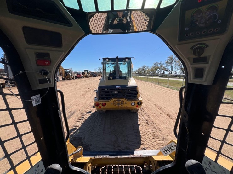 caterpillar-259d3-image-35